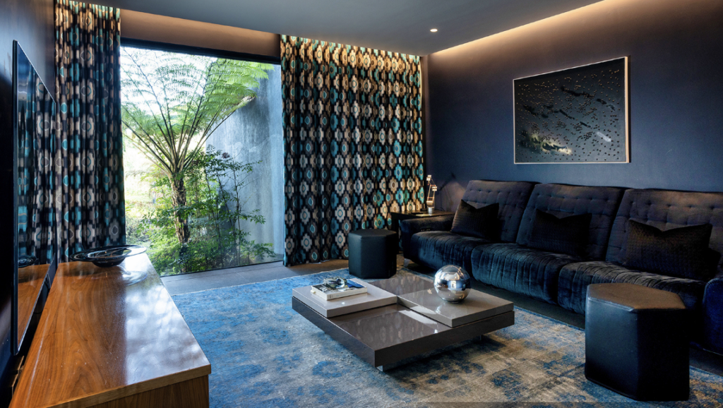 Safari Villa, Constantia, Cape Town