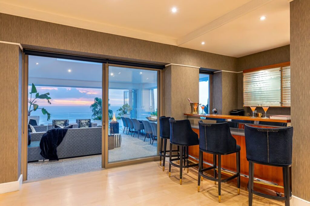 Clifton Whitehouse Villa, Clifton, Cape Town