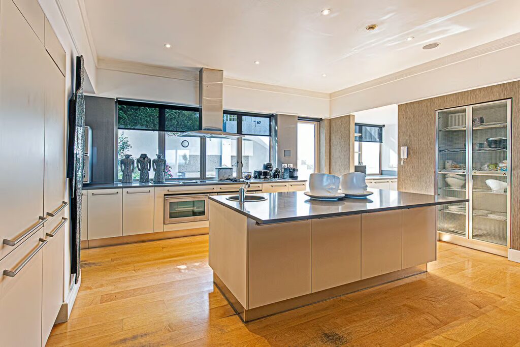 Clifton Whitehouse Villa, Clifton, Cape Town