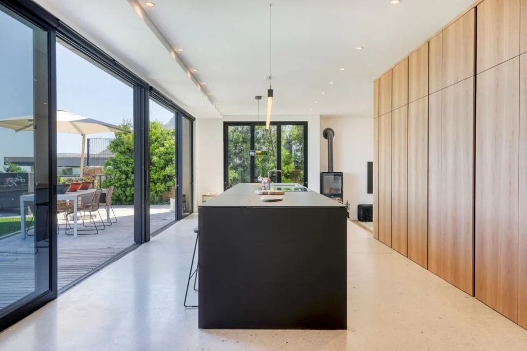 Sandstone House, Bakoven, Cape Town