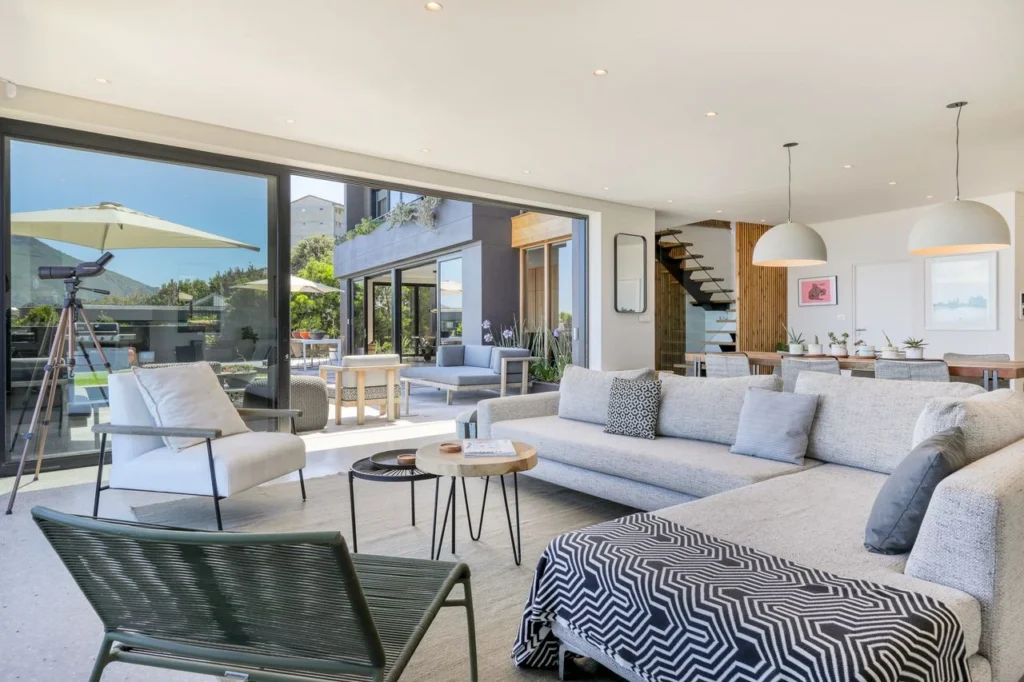 Sandstone House, Bakoven, Cape Town