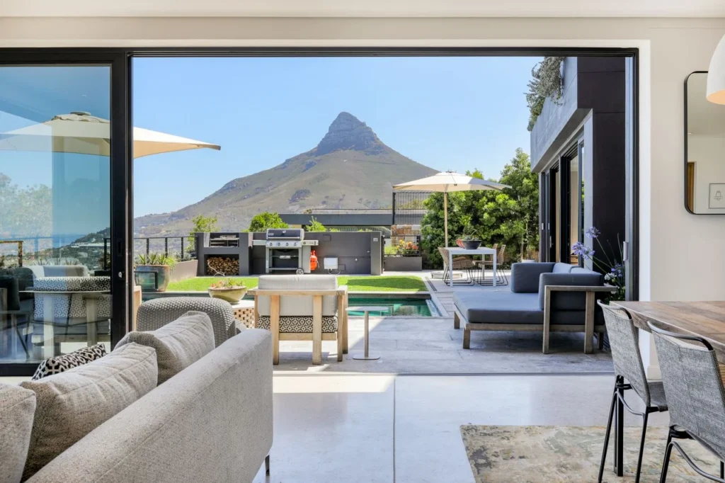 Sandstone House, Bakoven, Cape Town