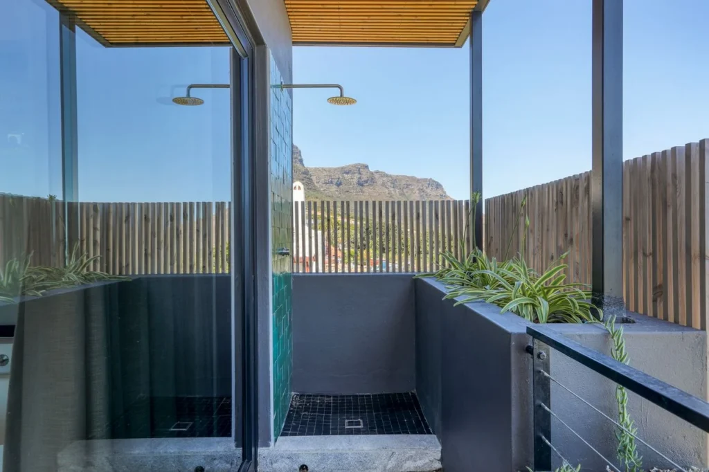 Sandstone House, Bakoven, Cape Town